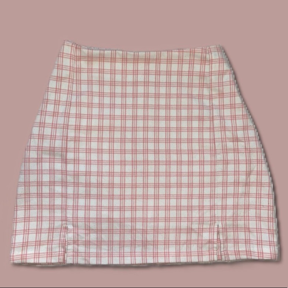 brandy melville cara skirt light pink plaid